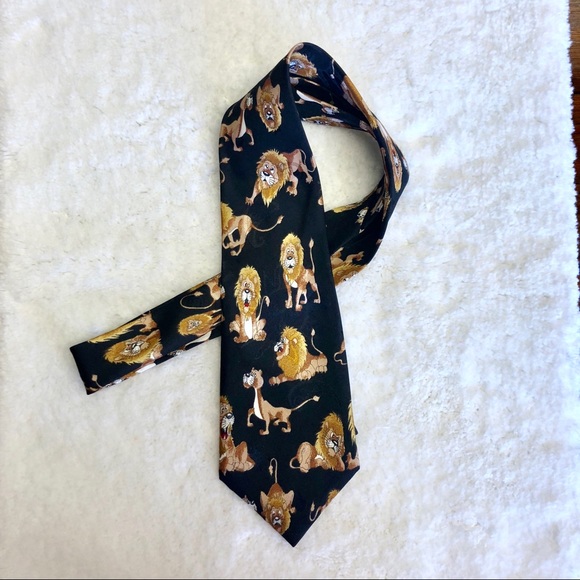 Renaissance Men’s Novelty Tie Lions Hand Made - Picture 2 of 5